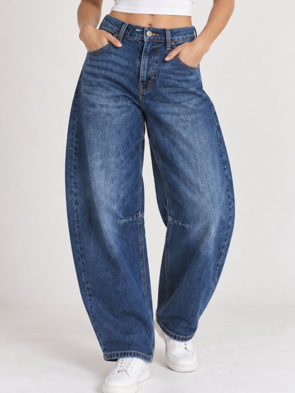 Old Navy High Rise Wow Barrel Leg Jeans Women’s 6 Petite Medium Wash